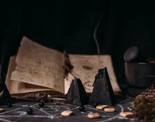 Vashikaran Specialist